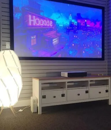 Plush 2 Bed Getaway With 100 Inch Projector & Sectional